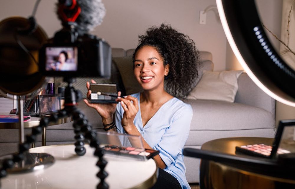 Content Creator Seorang Yang Kreatif Di Dunia Maya