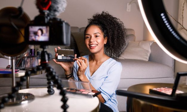 Content Creator Seorang Yang Kreatif Di Dunia Maya