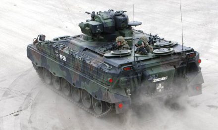 Kendaraan Perang Tank Yang Terbuat Dari Lapisan Baja