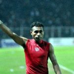 Pemain Persipura Titus Bonai Serta Timnas Indonesia