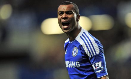 Ashley Cole Pemain Bola Inggris Sebagai Pertahanan