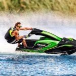 Kendaraan Kecil Jetski Yang Khusus Untuk Di Air