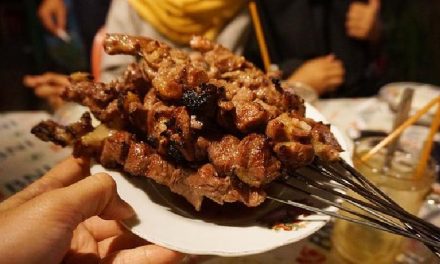 Kuliner Viral Sate Dengan Cara Di Tusuk Dan Bakar