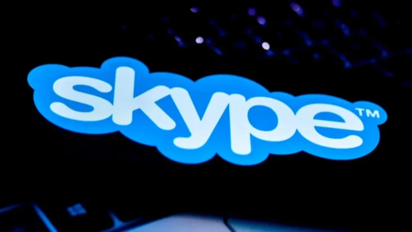 Teknologi Komunikasi Skype Sebuah Aplikasi Smartphone