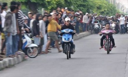 Kegiatan Negatif Balapan Di Jalanan Secara Tidak Aman