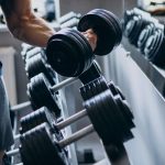 Aktivitas Olahraga Gym Dalam Ruangan Dan Beban