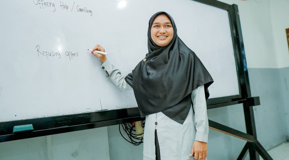 Pemberi Ilmu Dengan Tulus Merupakan Profesi Guru