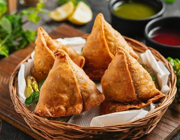 Makanan Segitiga Samosa Terkenal Di Asia Selatan