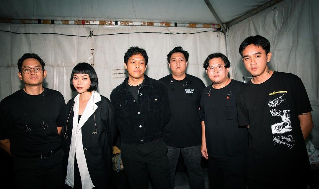 Kelompok Musik Band Memiliki Beberapa Komponen
