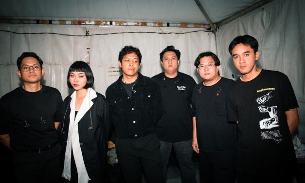 Kelompok Musik Band Memiliki Beberapa Komponen