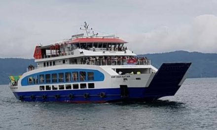 Kendaraan Laut Khusus Untuk Pengangkut Barang Kapal Feri