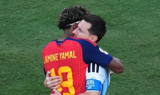 Seseorang Pesepakbola Yamal Yang Terkenal Usia Muda