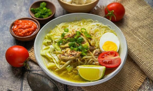 Hidangan Kuliner Soto Khas Indonesia Dengan Rempah