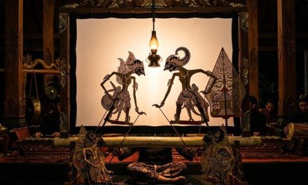 Penampilan Seni Wayang Sebagai Budaya Tradisional