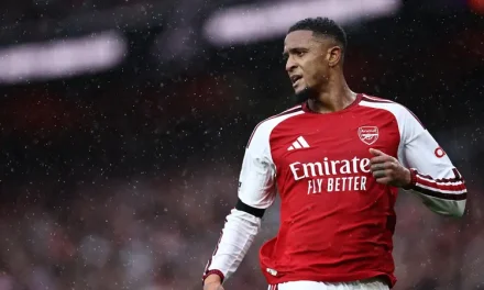 Sebuah Sepakbola Arsenal Merupakan Tim Besar